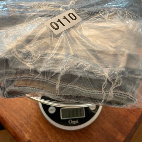 American Eagle AE Stretch Denim Mom Shorts Cut Off Cuff Medium Wash Women's 6 - Picture 15 of 15